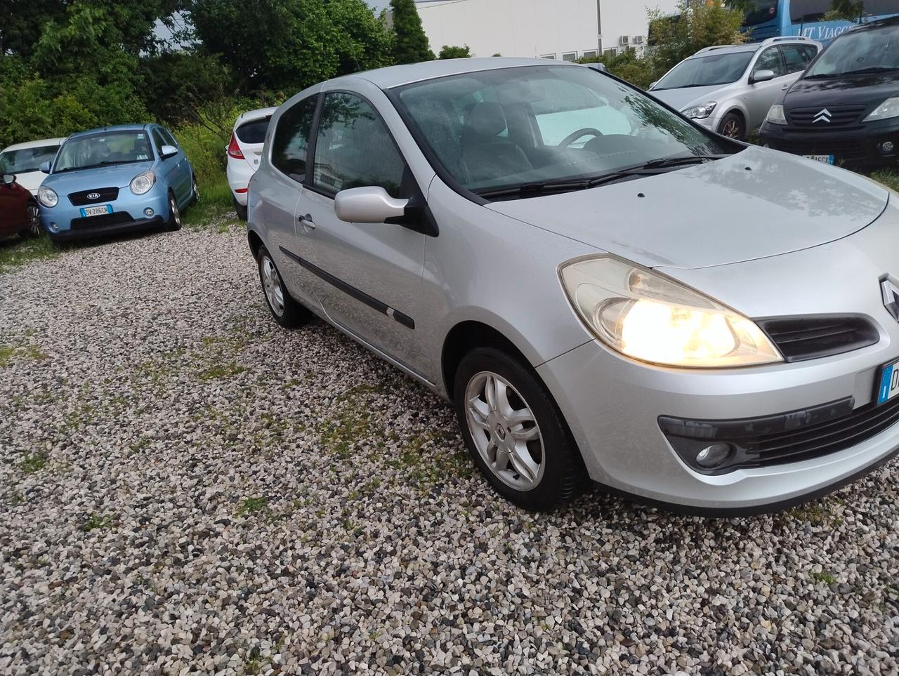 Renault Clio 1.2 16V 3 porte Le Iene