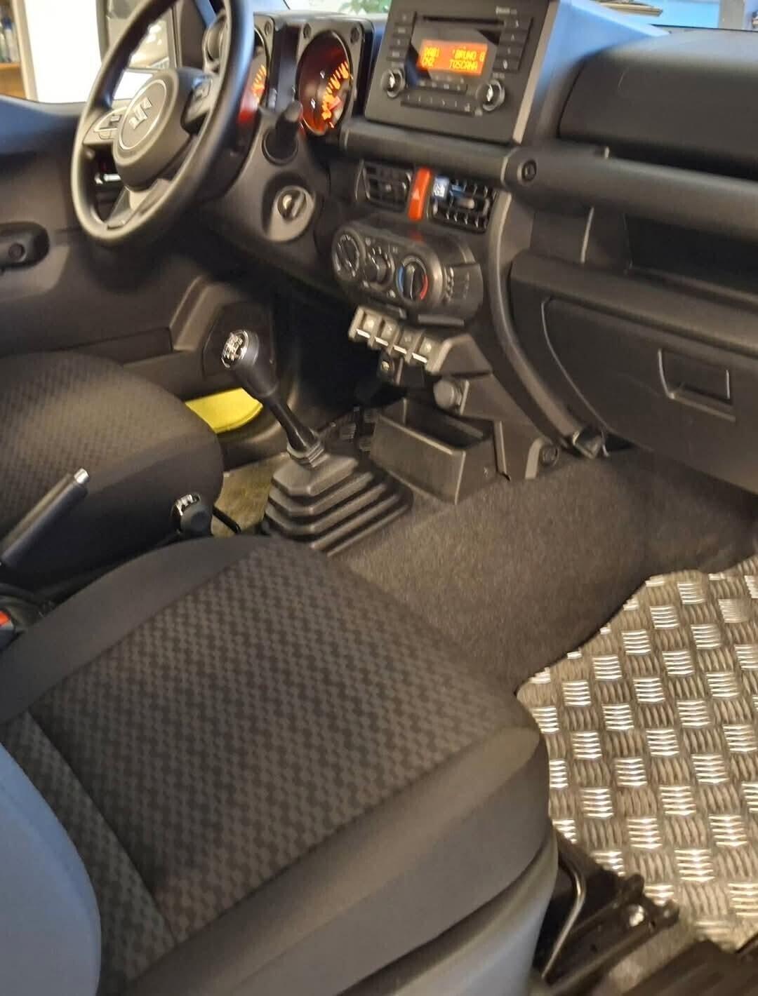 Suzuki Jimny 1.5 5MT PRO (N1) 4x4 full optional