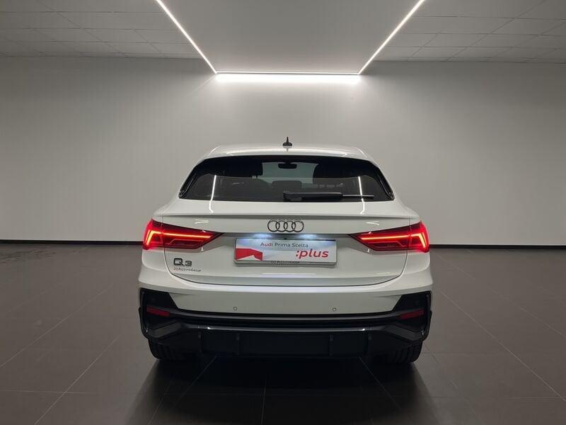 Audi Q3 Audi Sportback Business Plus 45 TFSI e 180(245) kW(PS) S tronic