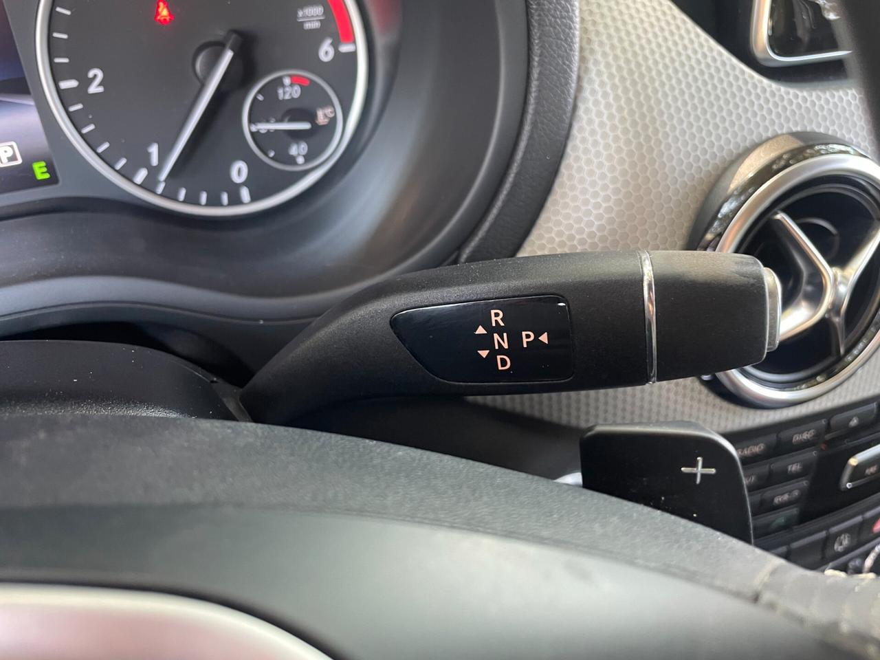 Mercedes-benz B 180 B 180 CDI Automatic Premium