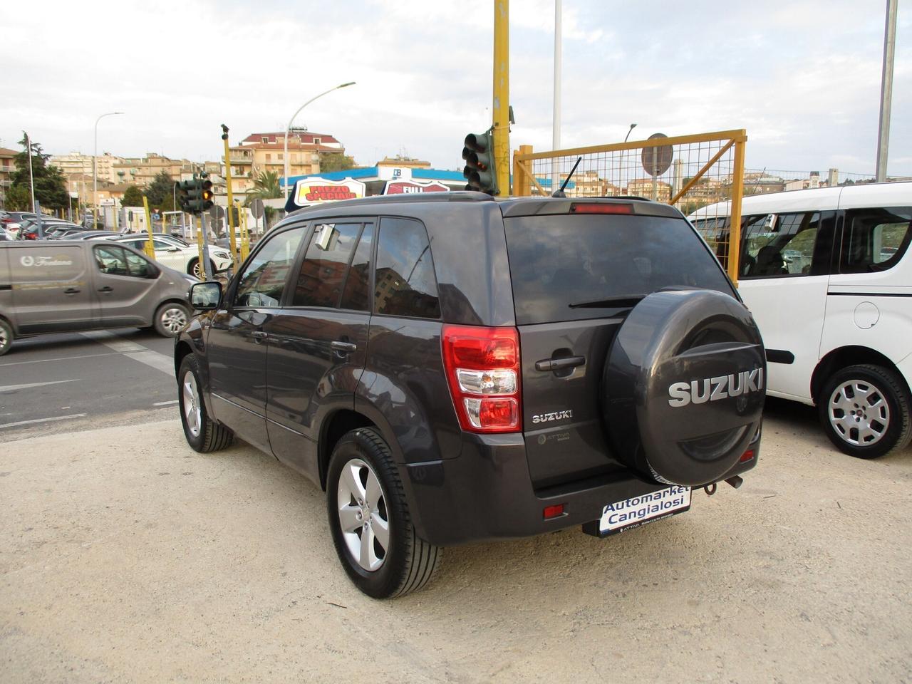 Suzuki Grand Vitara 1.9 DDiS 5 porte MOLTO BELLO 2012