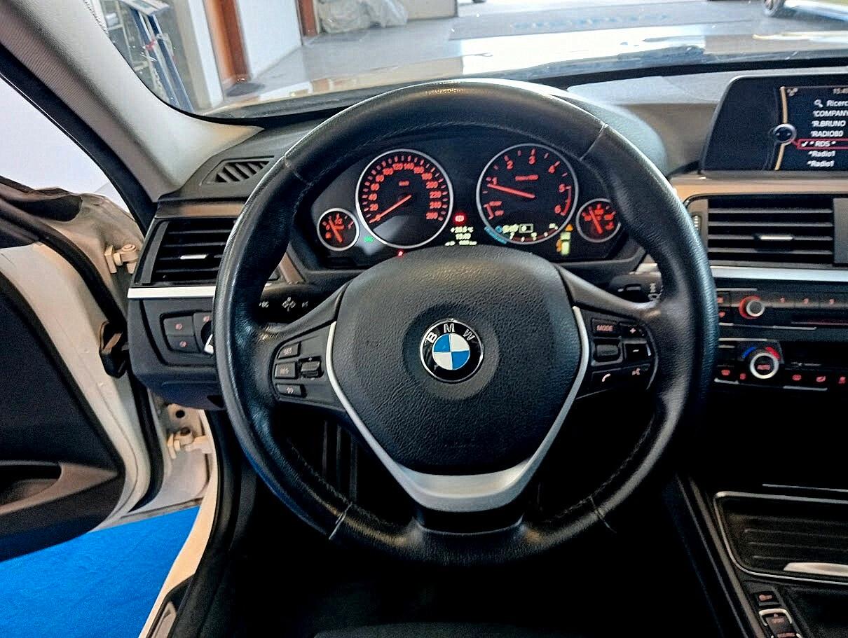BMW 318 D Touring MODERN MANUALE LED 17" NAVI