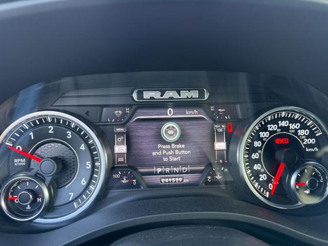 DODGE RAM 1500 4x4 5.7 SPORT NIGHT EDITION - GPL -12"