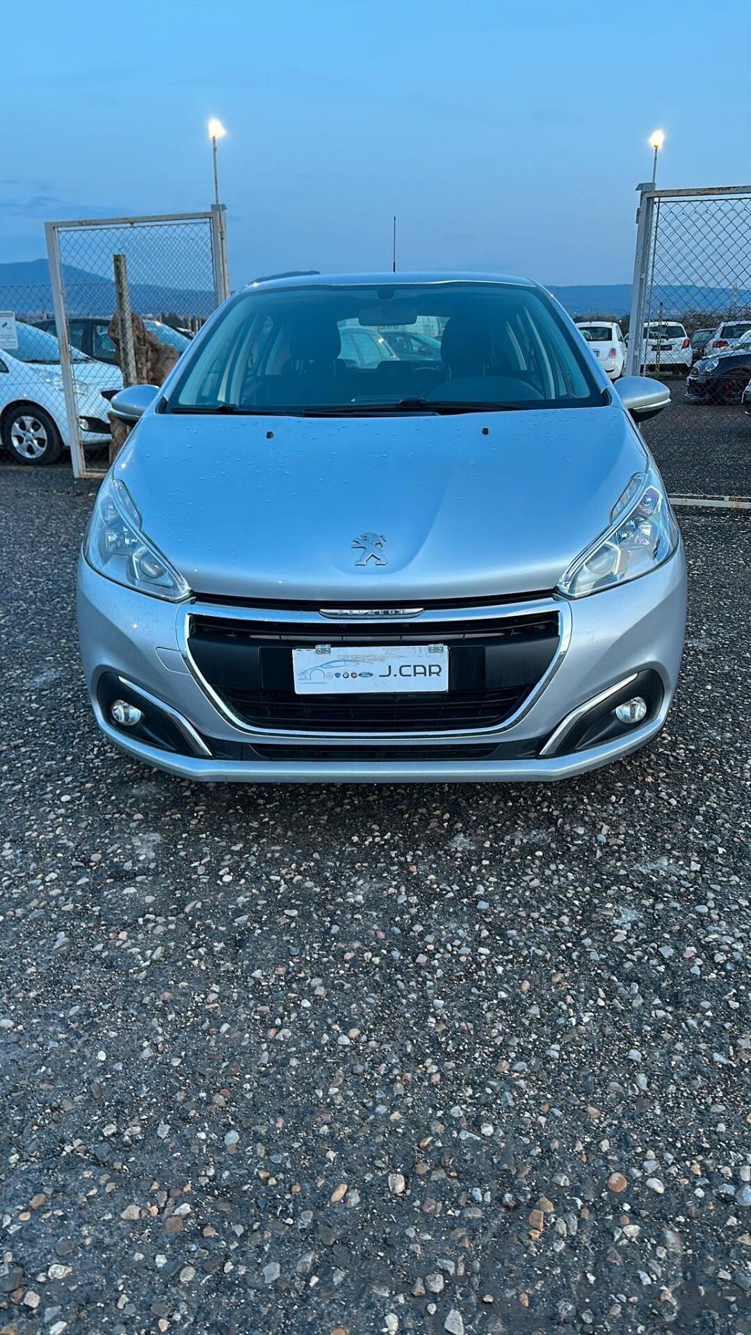 Peugeot 208 BlueHDi 75 5 porte Allure