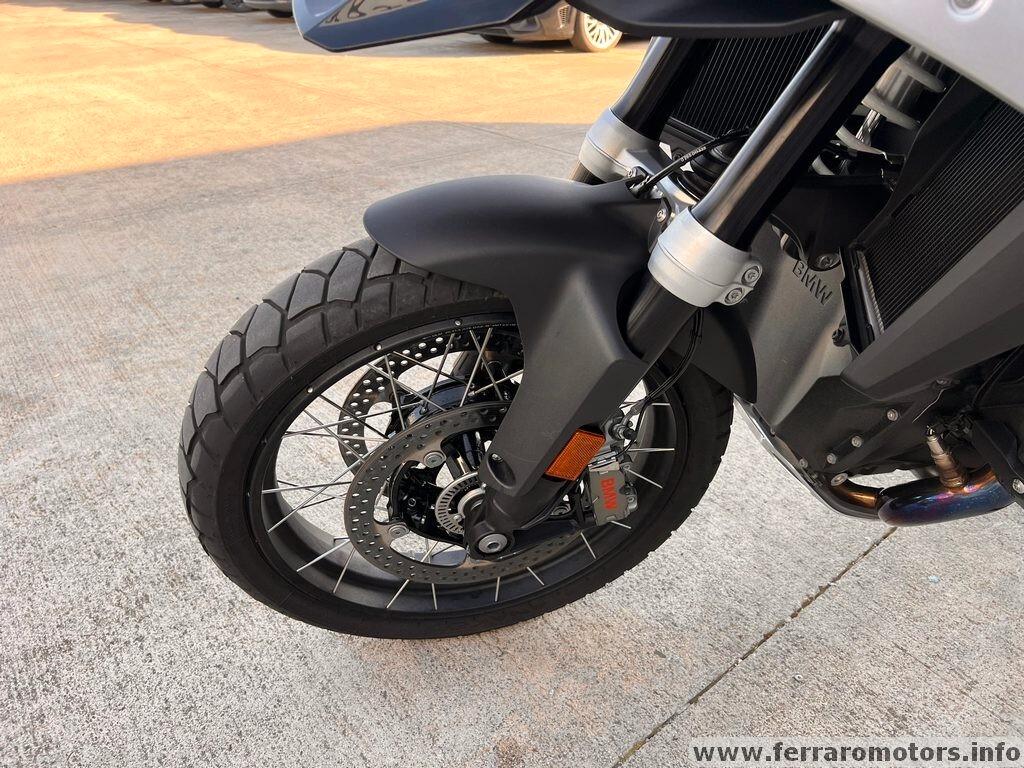 Bmw R 1300 GS triple black a 219 euro al mese senza anticipo