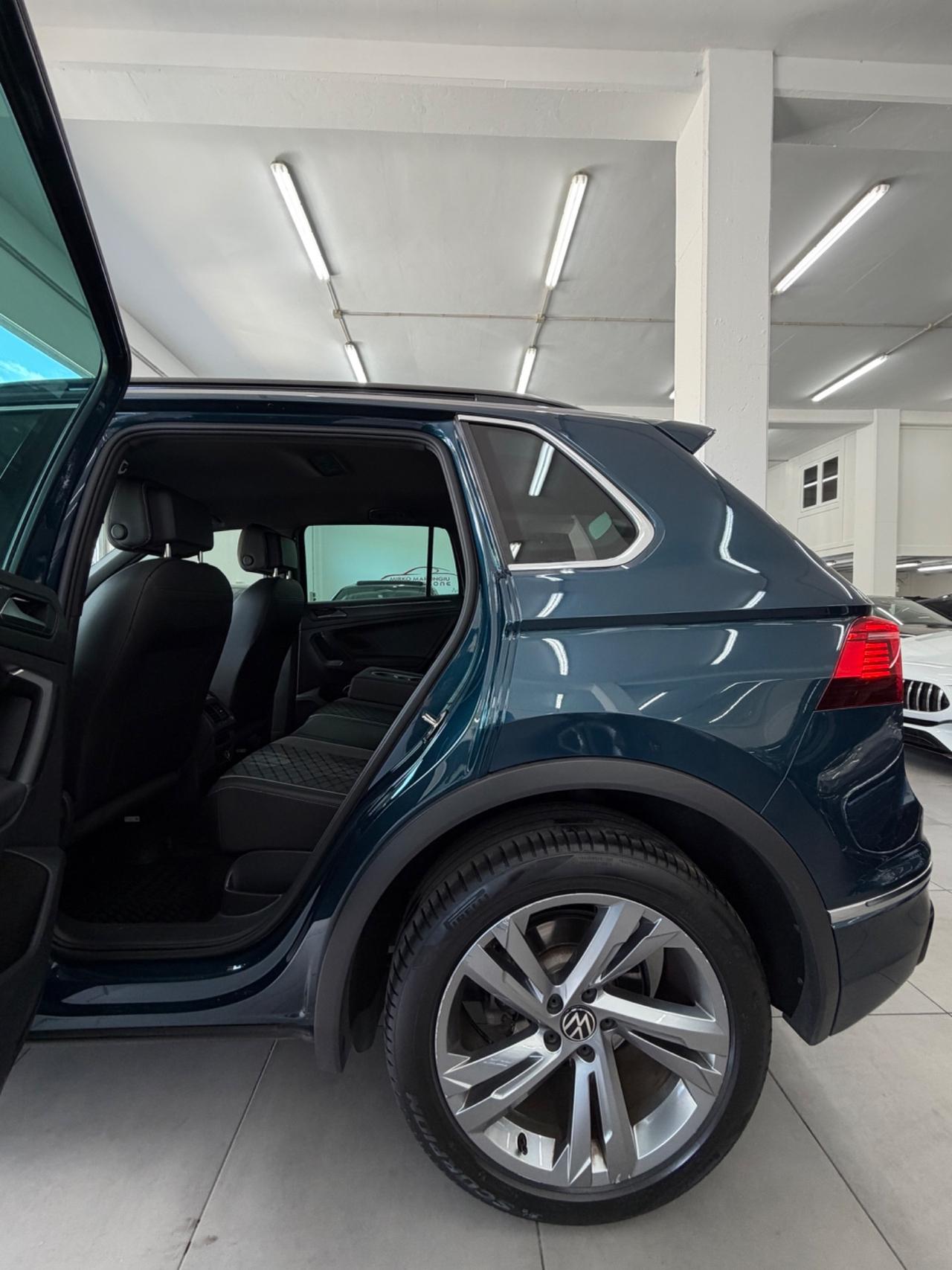 VW Tiguan 2.0 TDI 150 DSG 4MOTION R-Line finanziabile