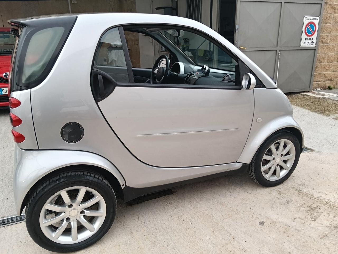 Smart ForTwo 700 coupé passion (45 kW)