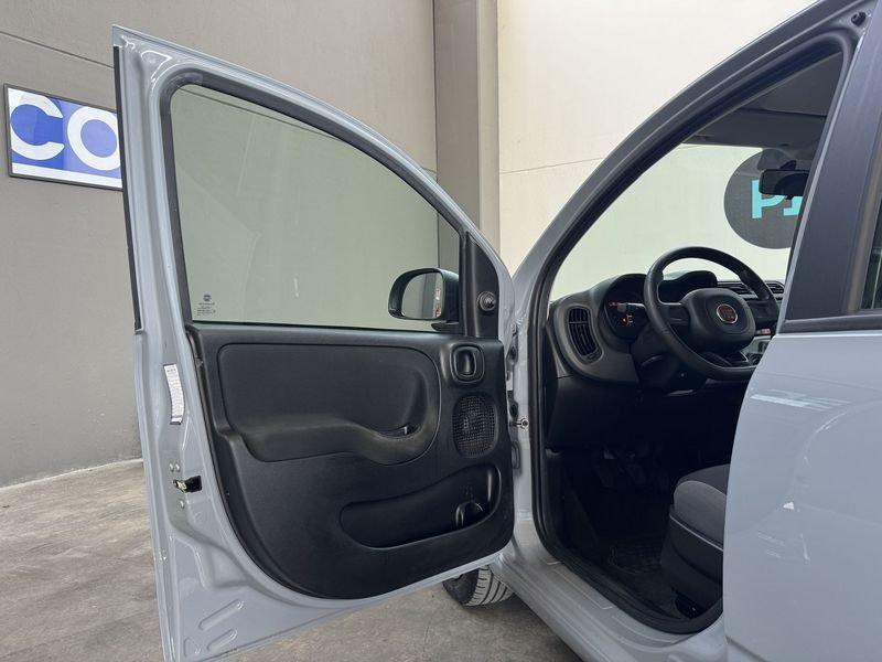 FIAT Panda 1.2 Easy 69cv E6 UNIPRO NEOPATENTATI CRONOLOGIA TAGLIANDI