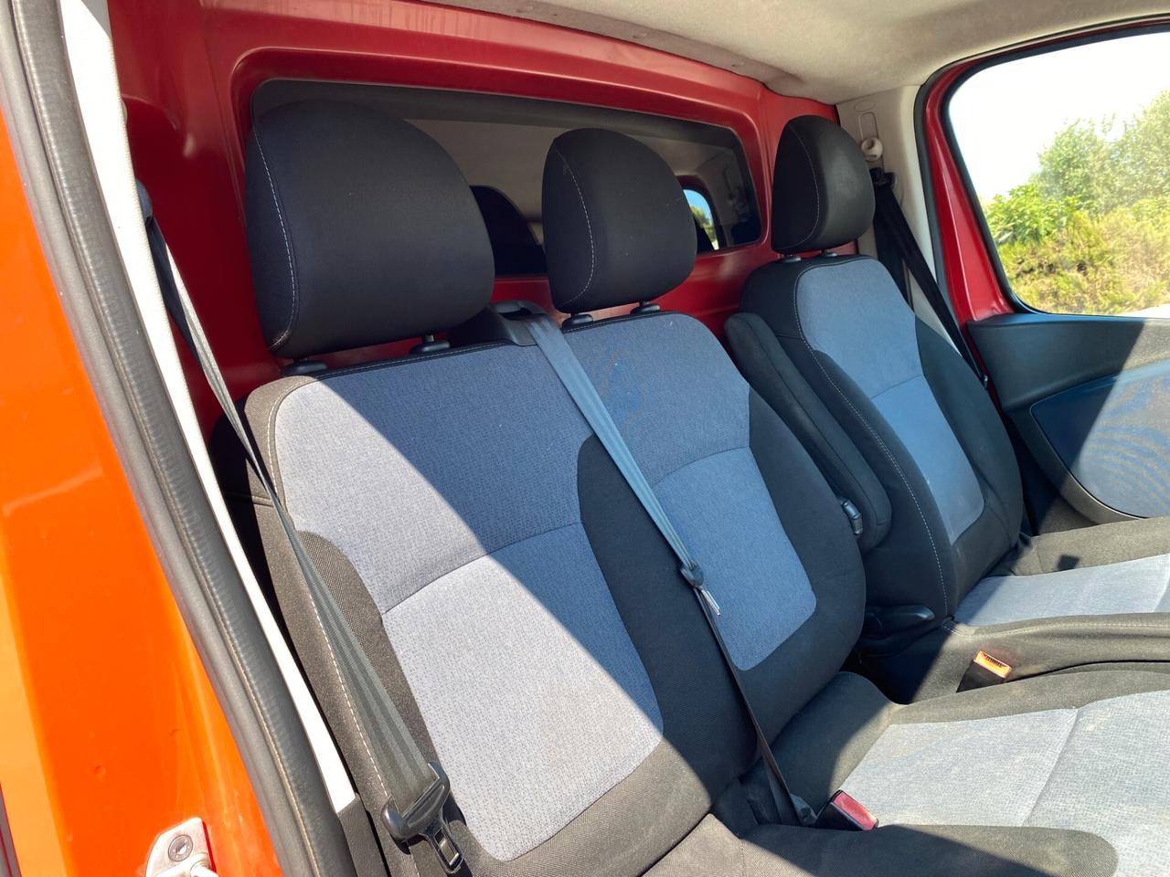 OPEL VIVARO CDTI