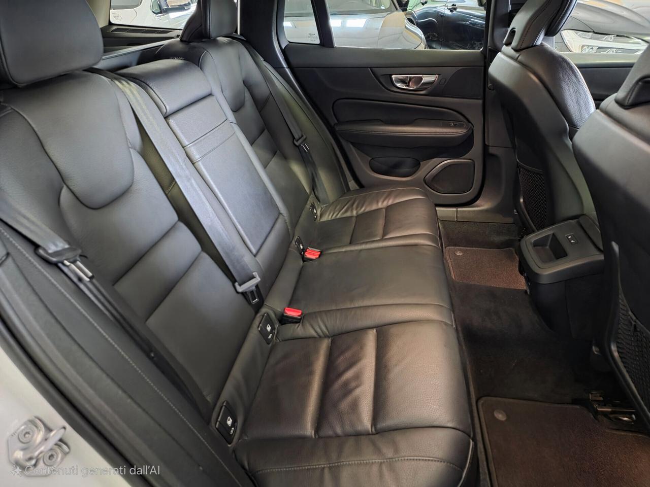 Volvo V60 D4 Geartronic gancio traino, uniproprietario, €6D