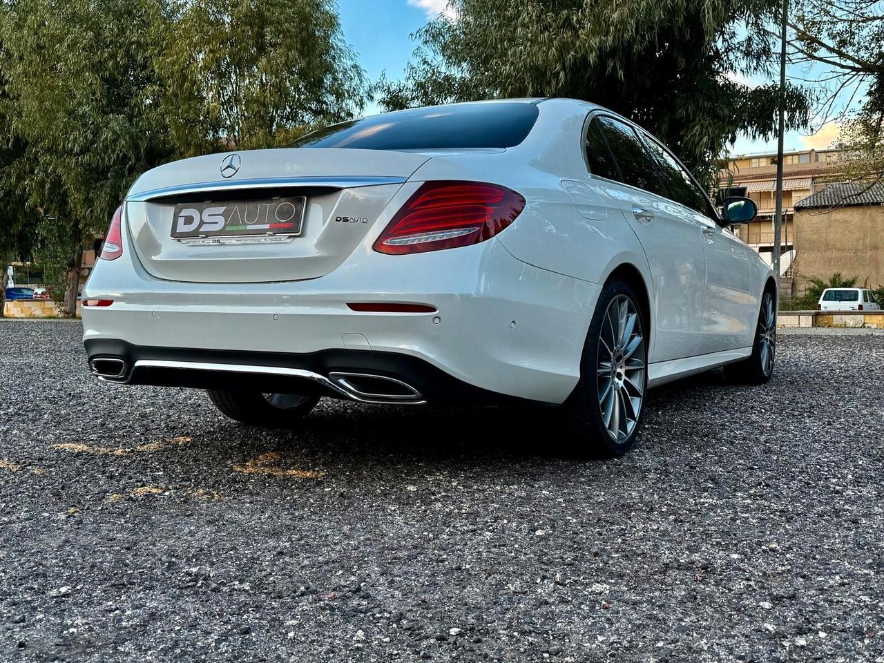 MERCEDES- BENZ KLASSE E 220 D 4MATIC AMG PREMIUM