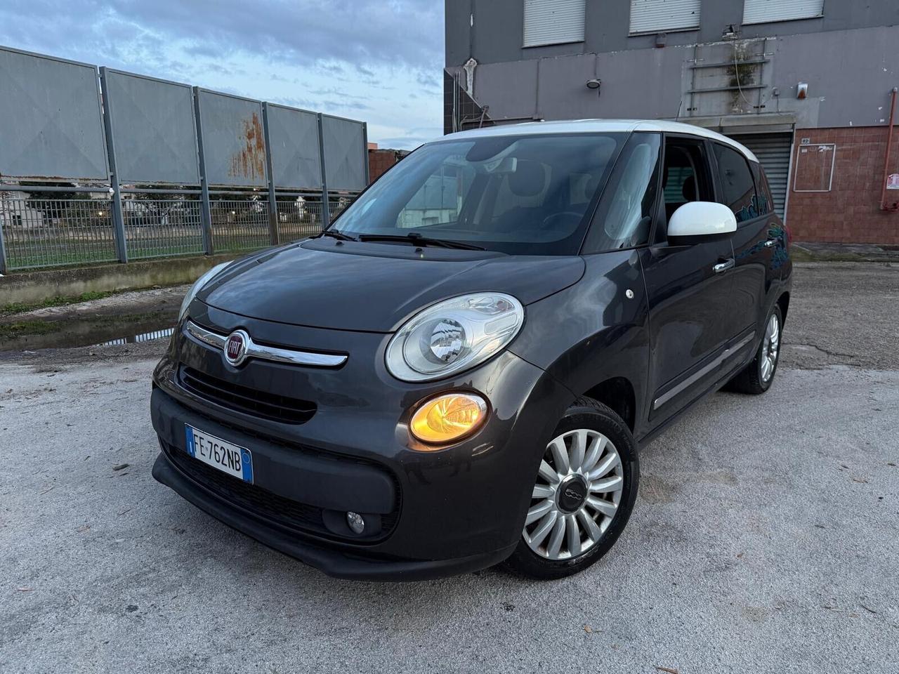 Fiat 500L Living 1.6 Multijet 120 CV Lounge PARI AL NUOVO