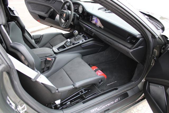 PORSCHE 911 Carrera 2 GTS MANUALE-CARBON-GUSCI
