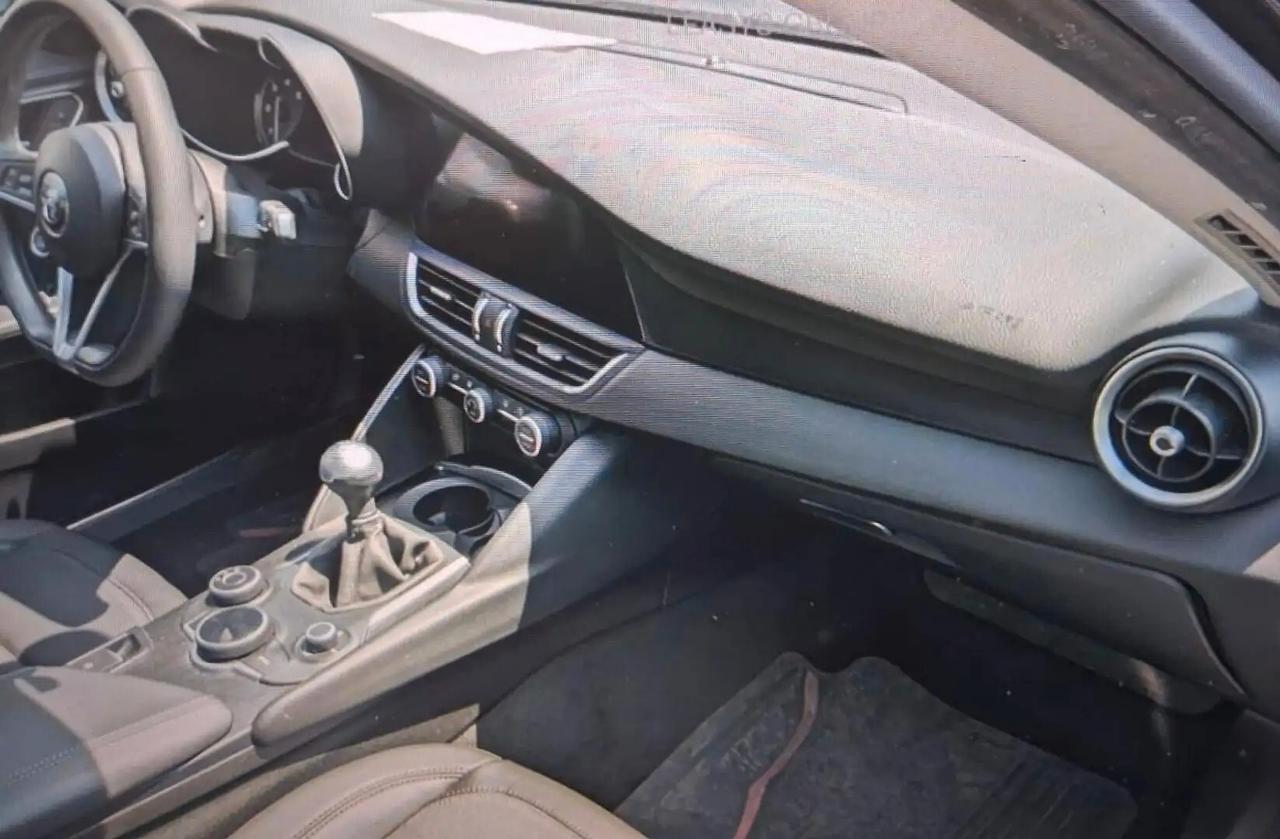 Alfa Romeo Giulia 2.2 Turbodiesel 180 CV Super