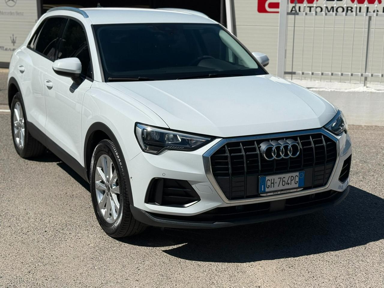Audi Q3 35 TDI S tronic Business Advanced