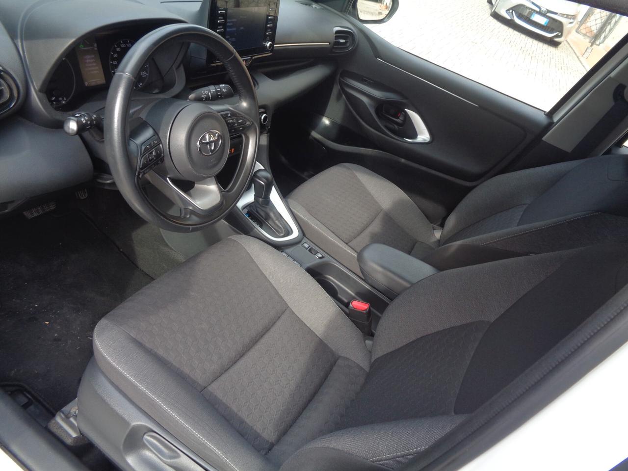 Toyota Yaris 1.5 Hybrid 5 porte Active