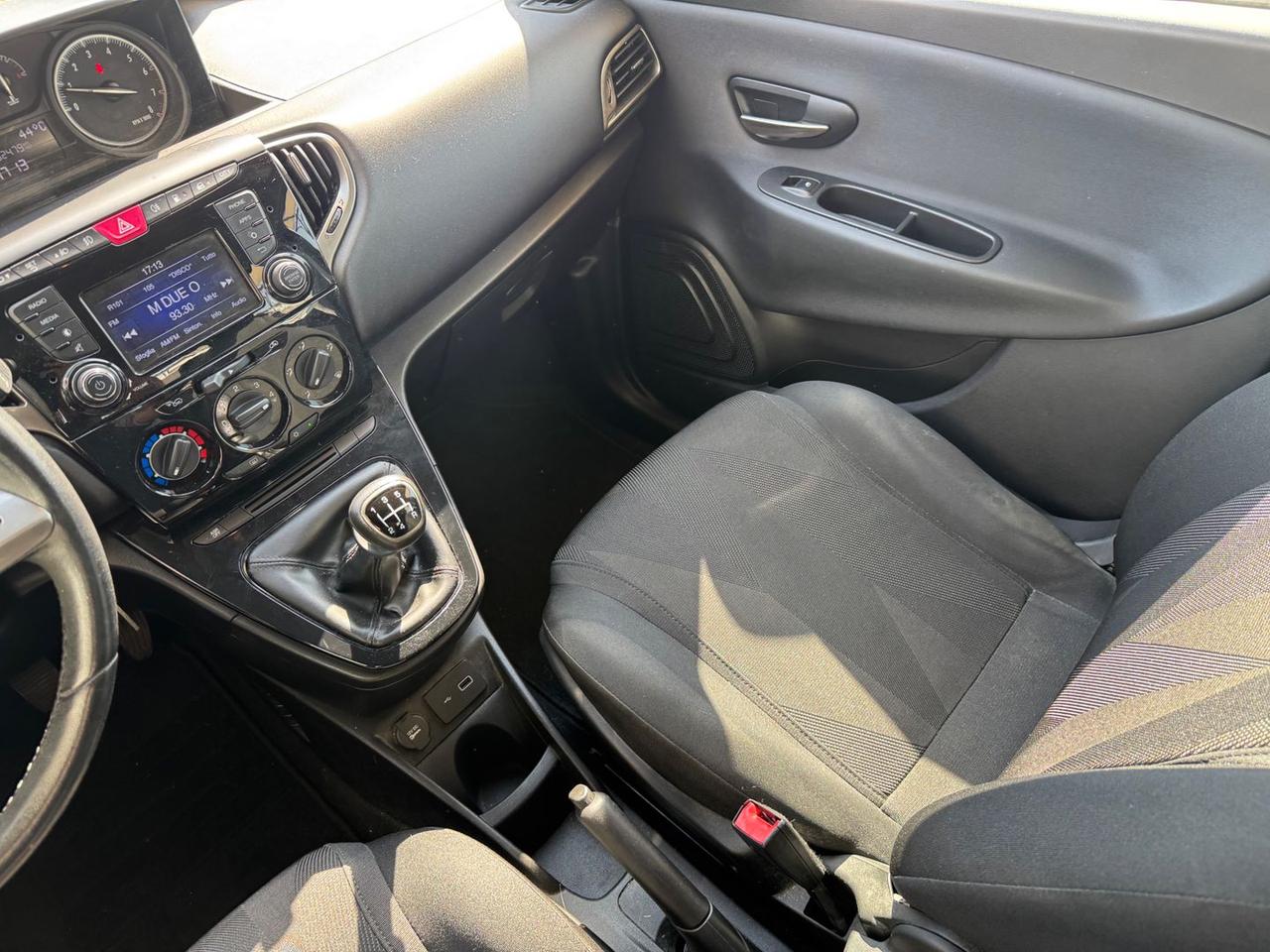 Lancia Ypsilon Gold 1.2 LPG #11723