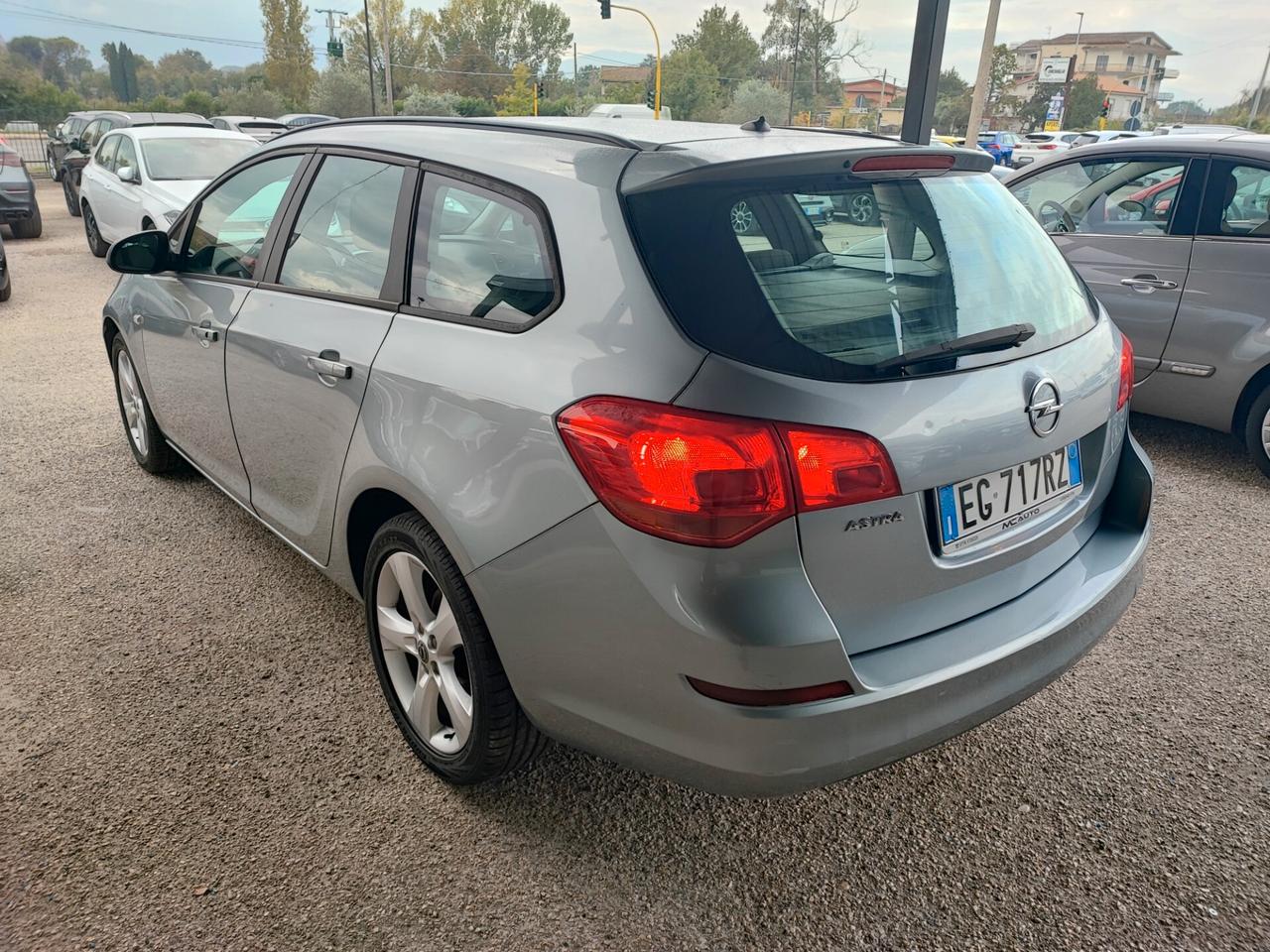 Opel Astra 1.6 115CV Sports Tourer Cosmo