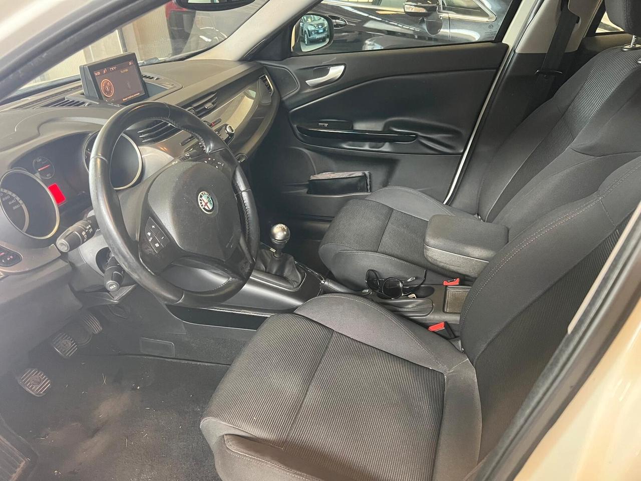 Alfa Romeo Giulietta 2.0 JTDm-2 170 CV -2011