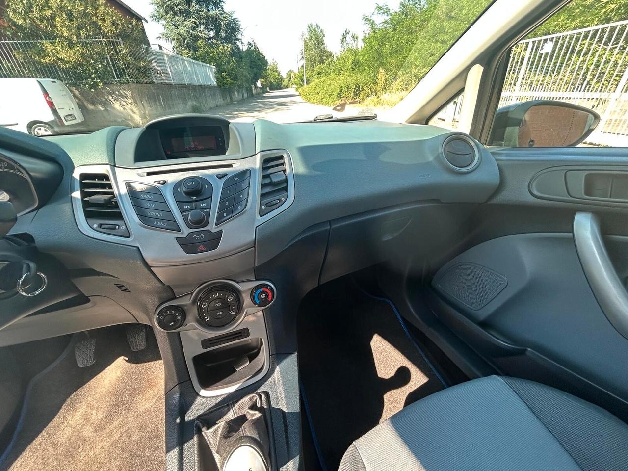 Ford Fiesta+ 1.4 TDCi 68CV 3 porte NEOPATENTATI