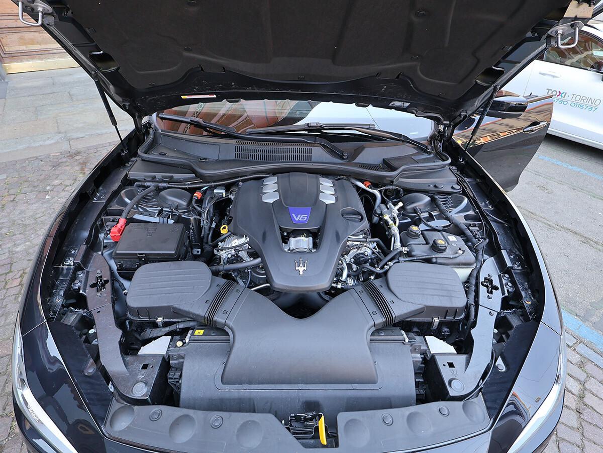 Maserati Ghibli Modena S Q4 3.0 V6 430 cv