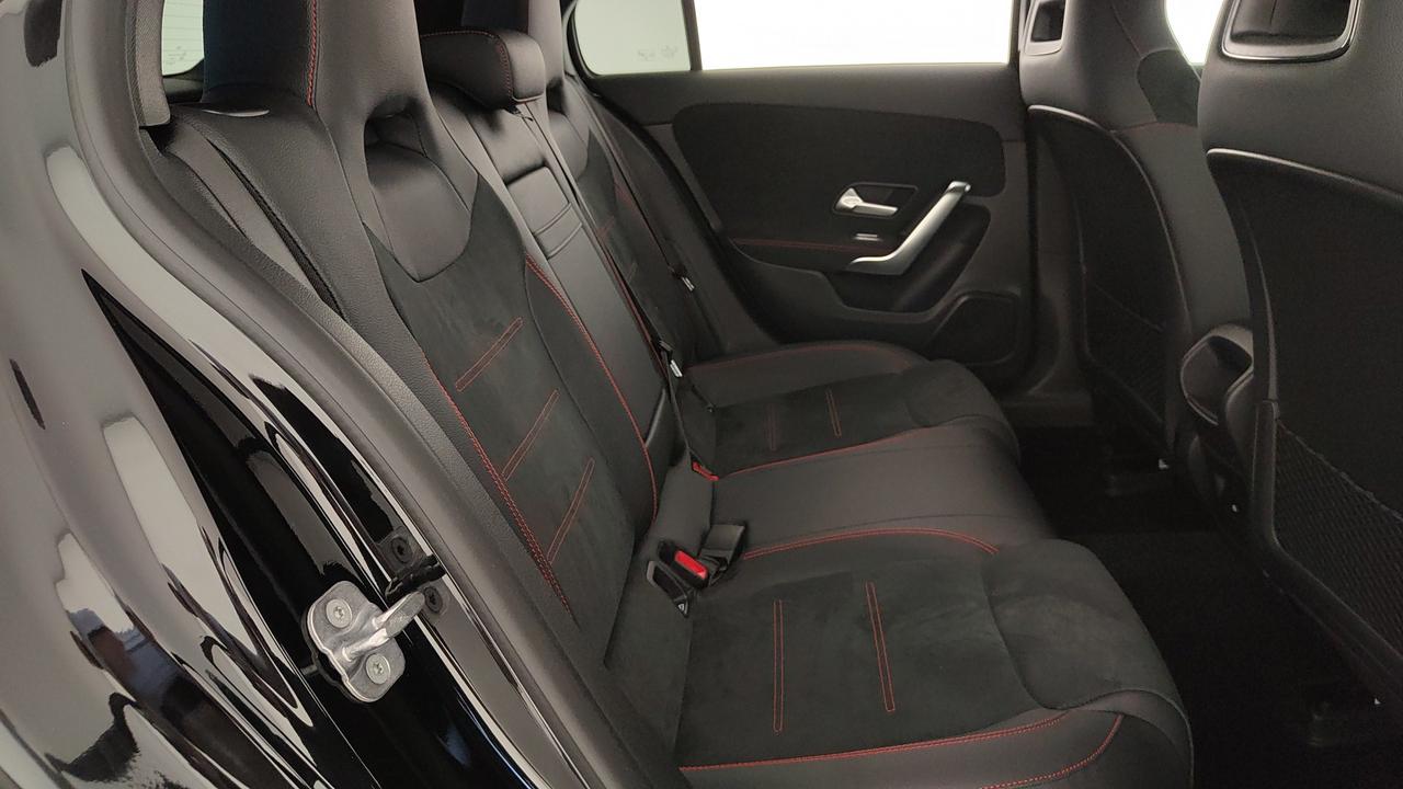 Mercedes-Benz A 180 d Premium auto