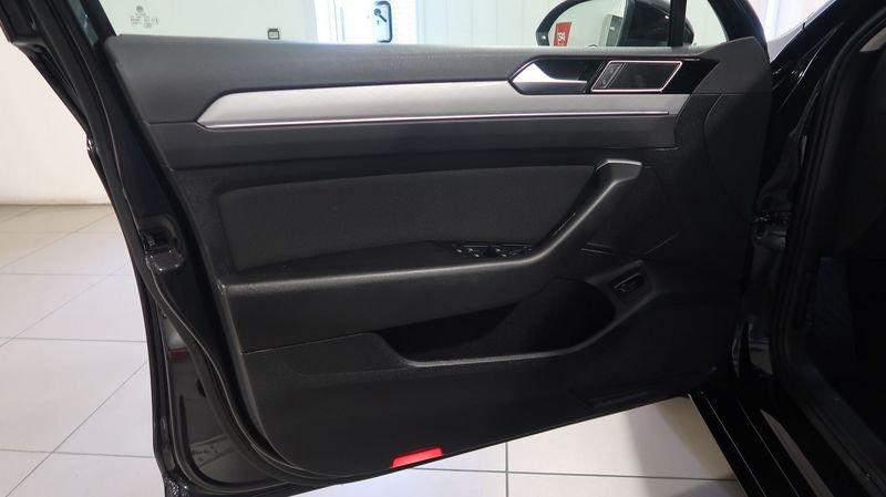 Volkswagen Passat Variant 2.0 TDI SCR 122 CV EVO DSG Business