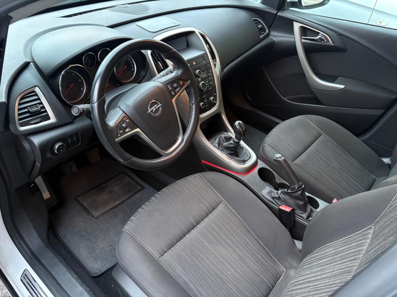 Opel Astra 1.7 CDTI 110CV 5 porte Cosmo