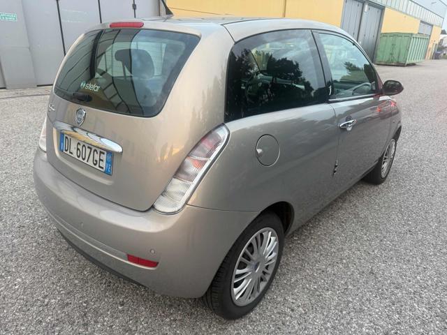 LANCIA Ypsilon 1.2 Argento senza nessun lavoro da fare