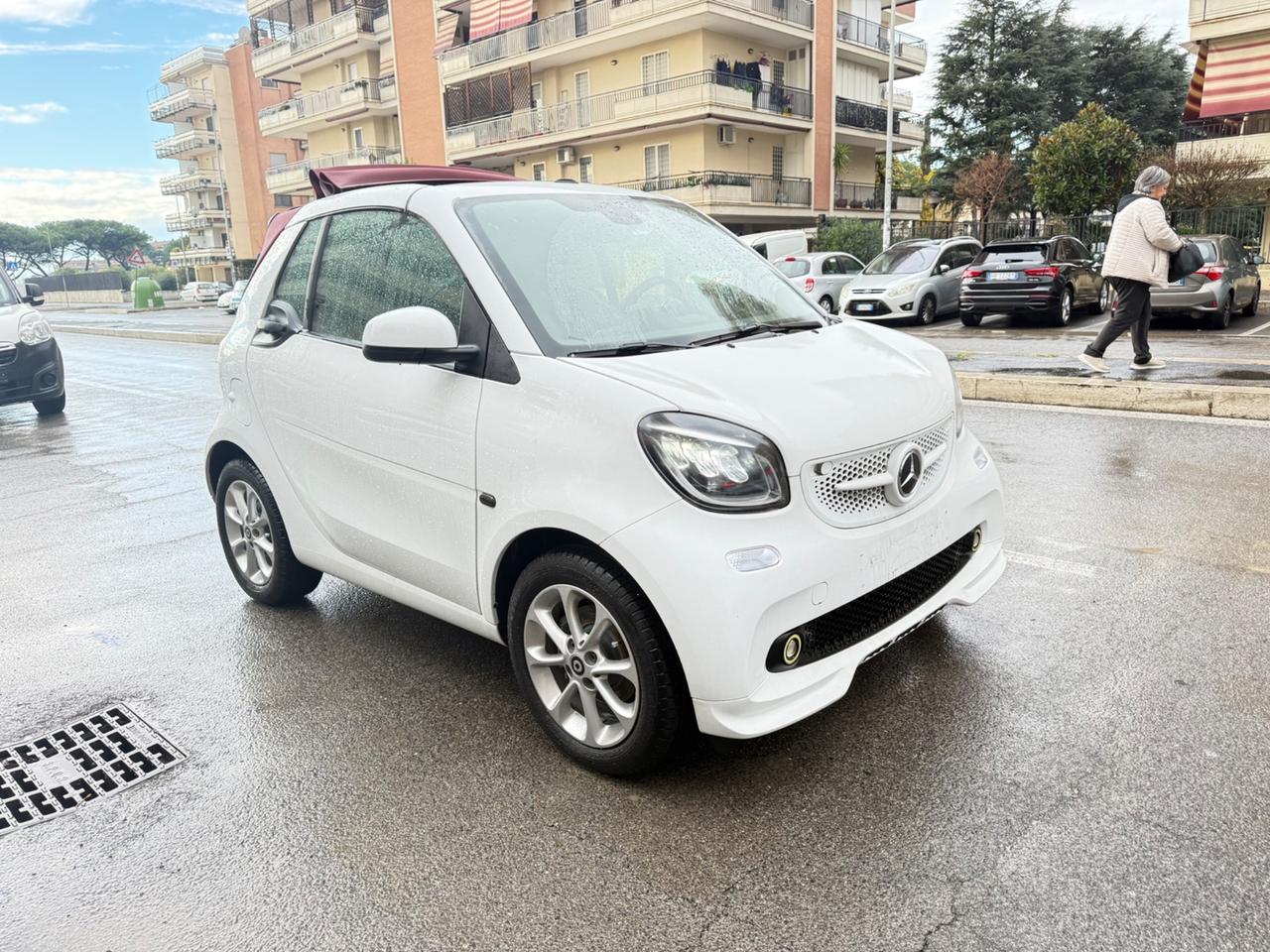 Smart ForTwo 70 1.0 twinamic cabrio Passion LED PDC CERCHI 15 BLUETOOTH