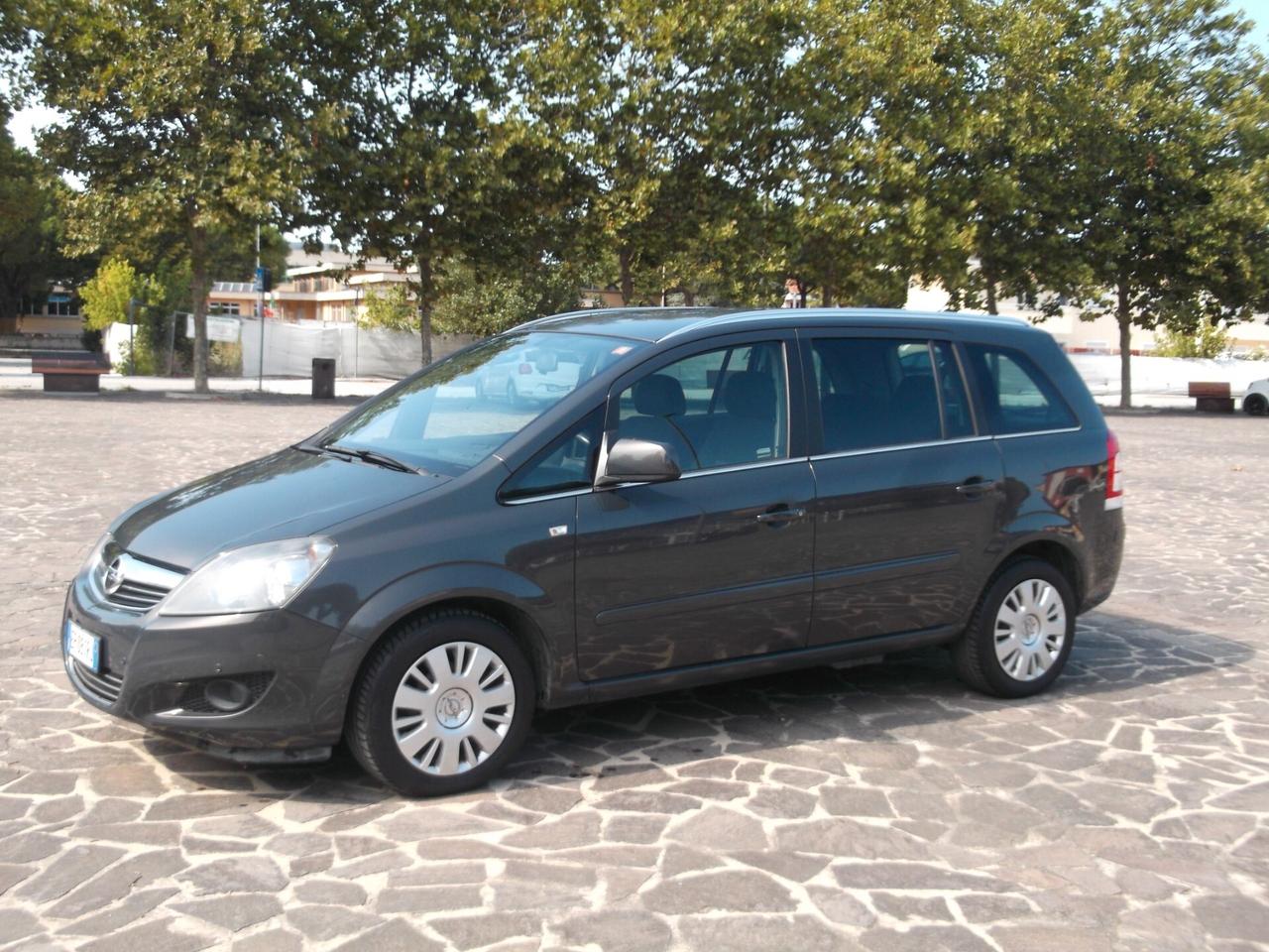 Zafira 1.6 Turbo Metano 7 Posti 2013