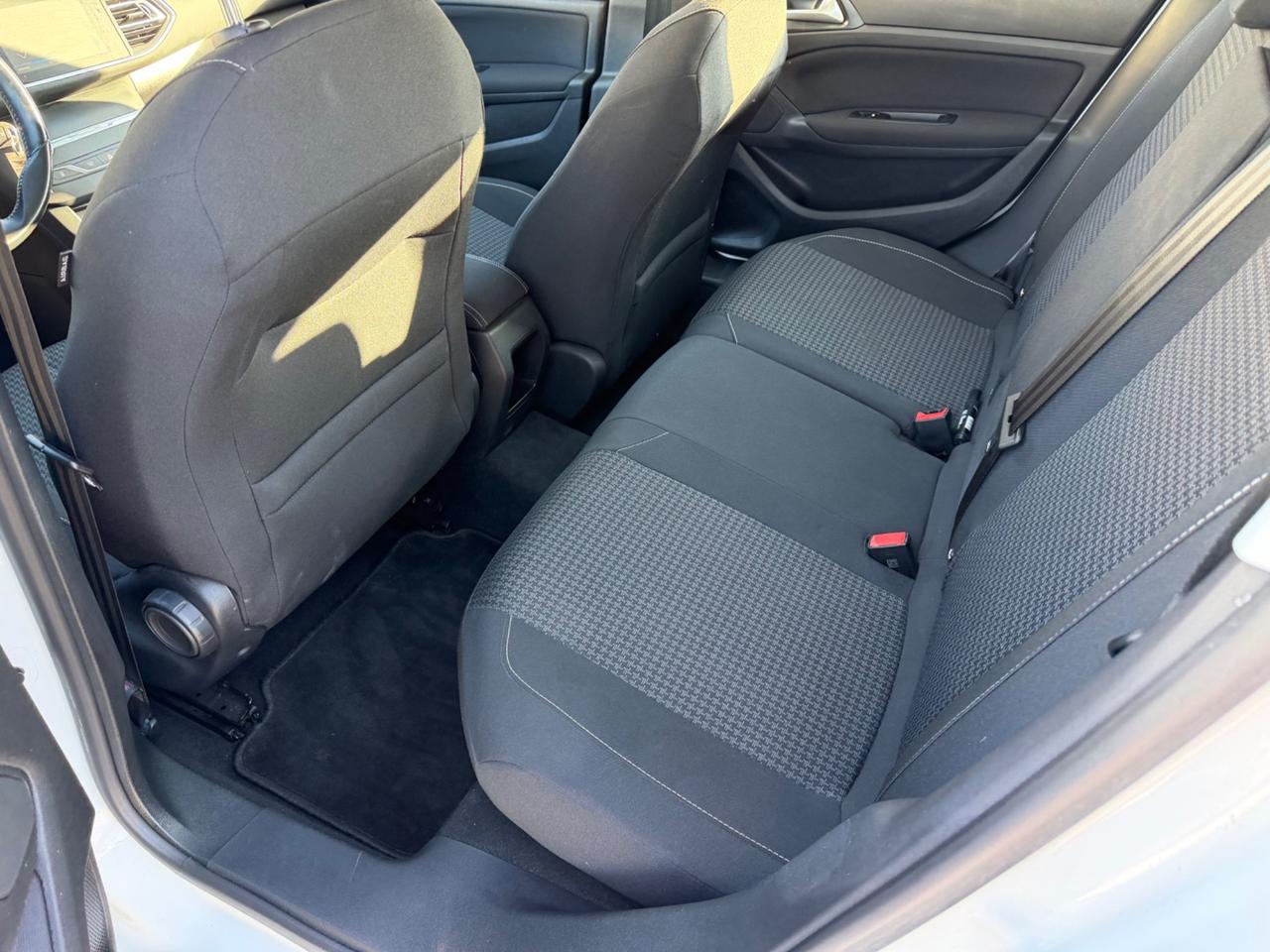 Peugeot 308 BlueHDi 130 S&S SW Active