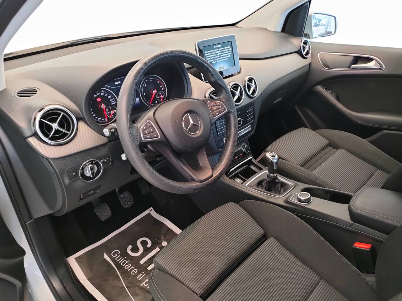 Mercedes-Benz Classe B - T246 - B 180 d (cdi) Business