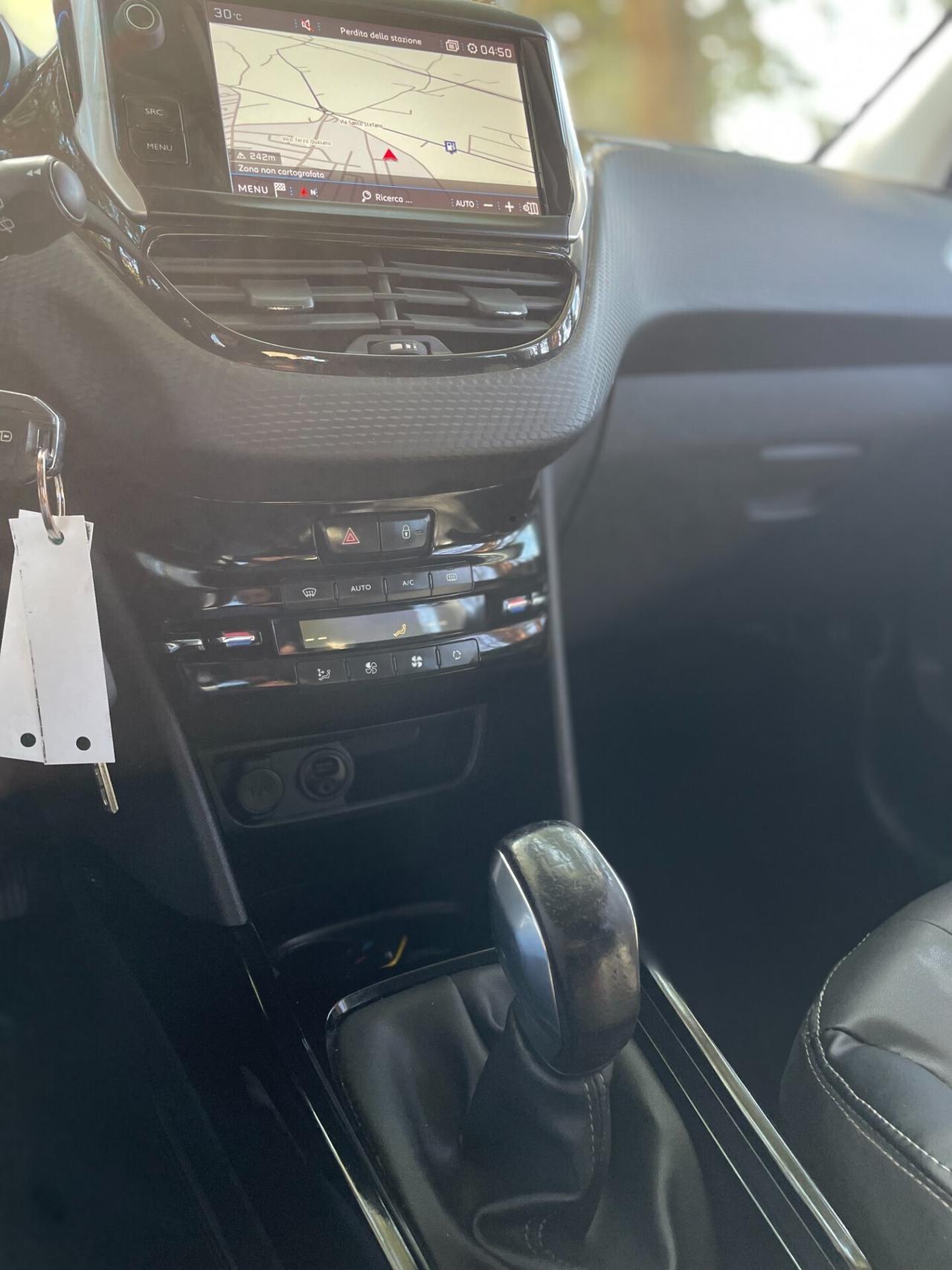 Peugeot 2008 BlueHDi 100 Allure