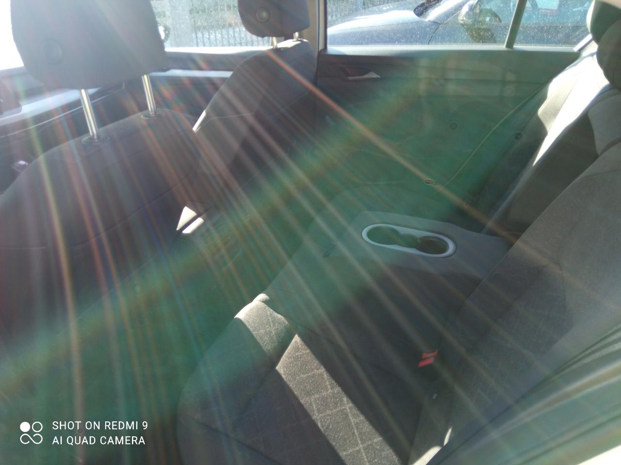 Volkswagen Golf 8 2.0 TDI SCR LIFE DSG 116CV 5P