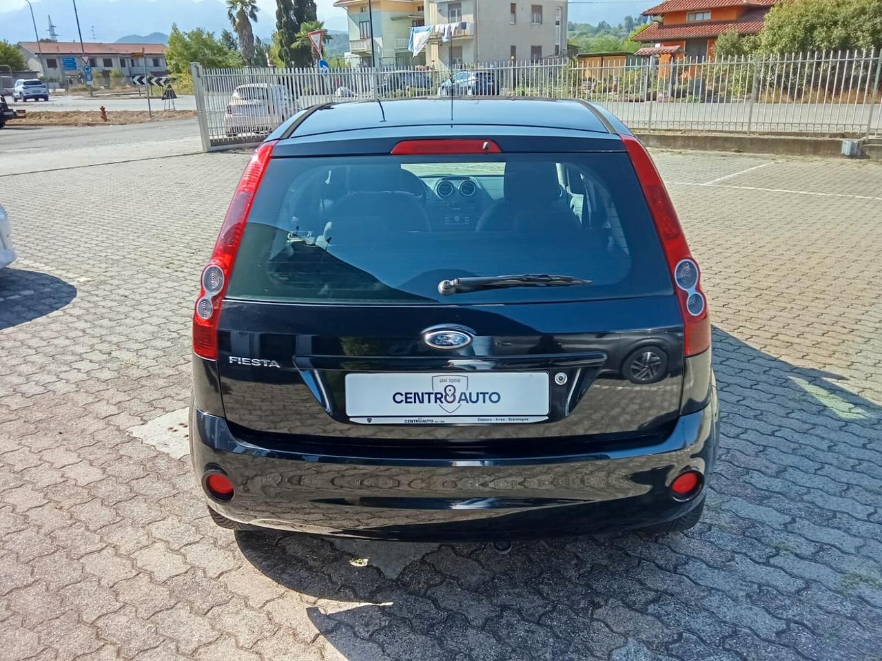 Ford Fiesta 1.2 16V 5p. Titanium