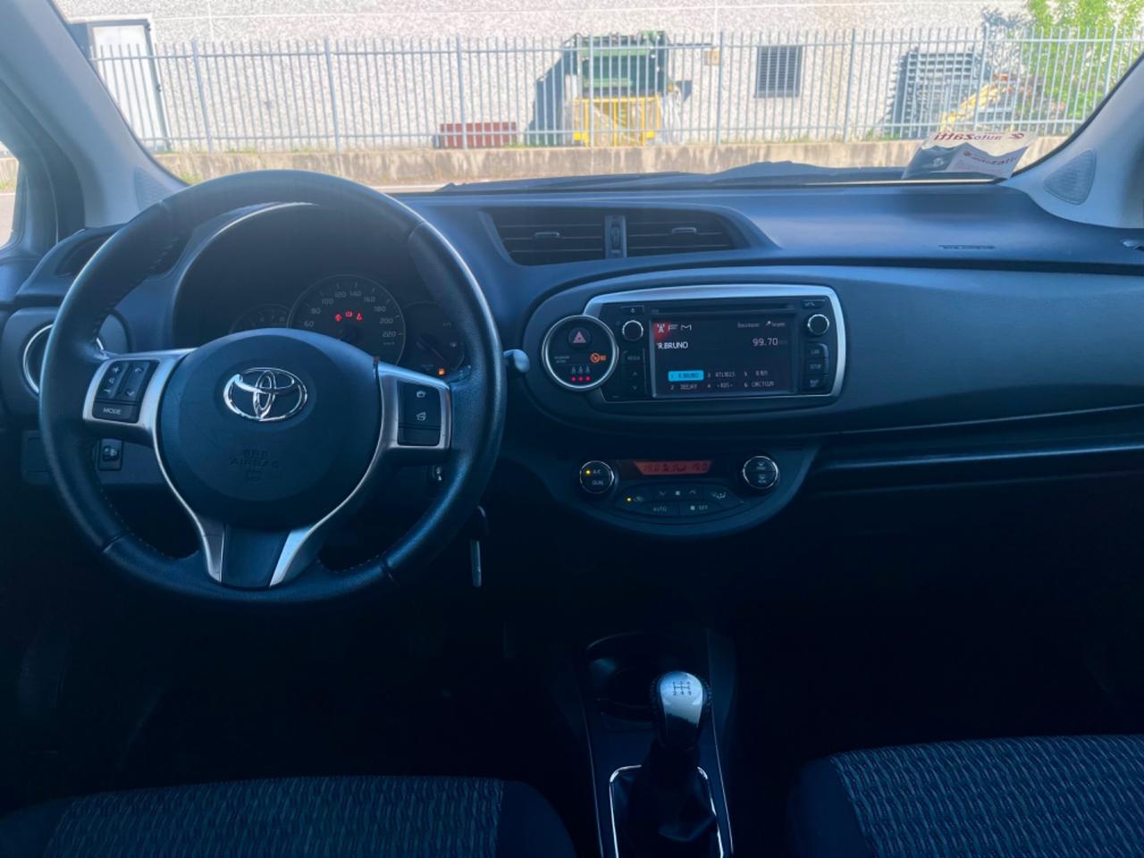 Toyota Yaris 1.0benz 2013 92.000km perfetta