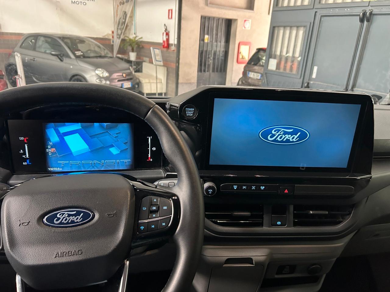 Ford Transit Custom passo lungo cambio automatico
