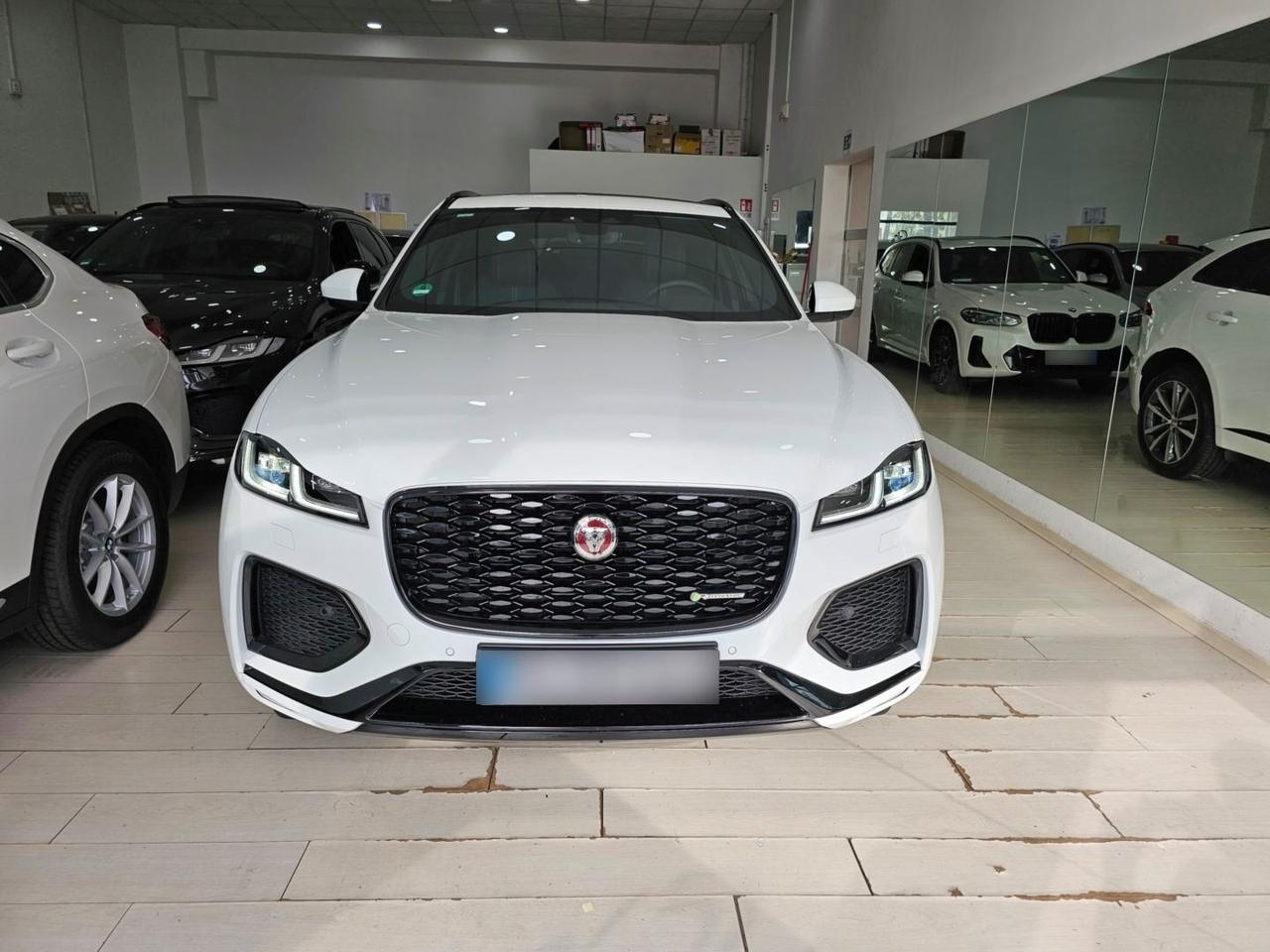 Jaguar F-Pace SE R-Dynamic 2.0 204cv Diesel mHev Automatico