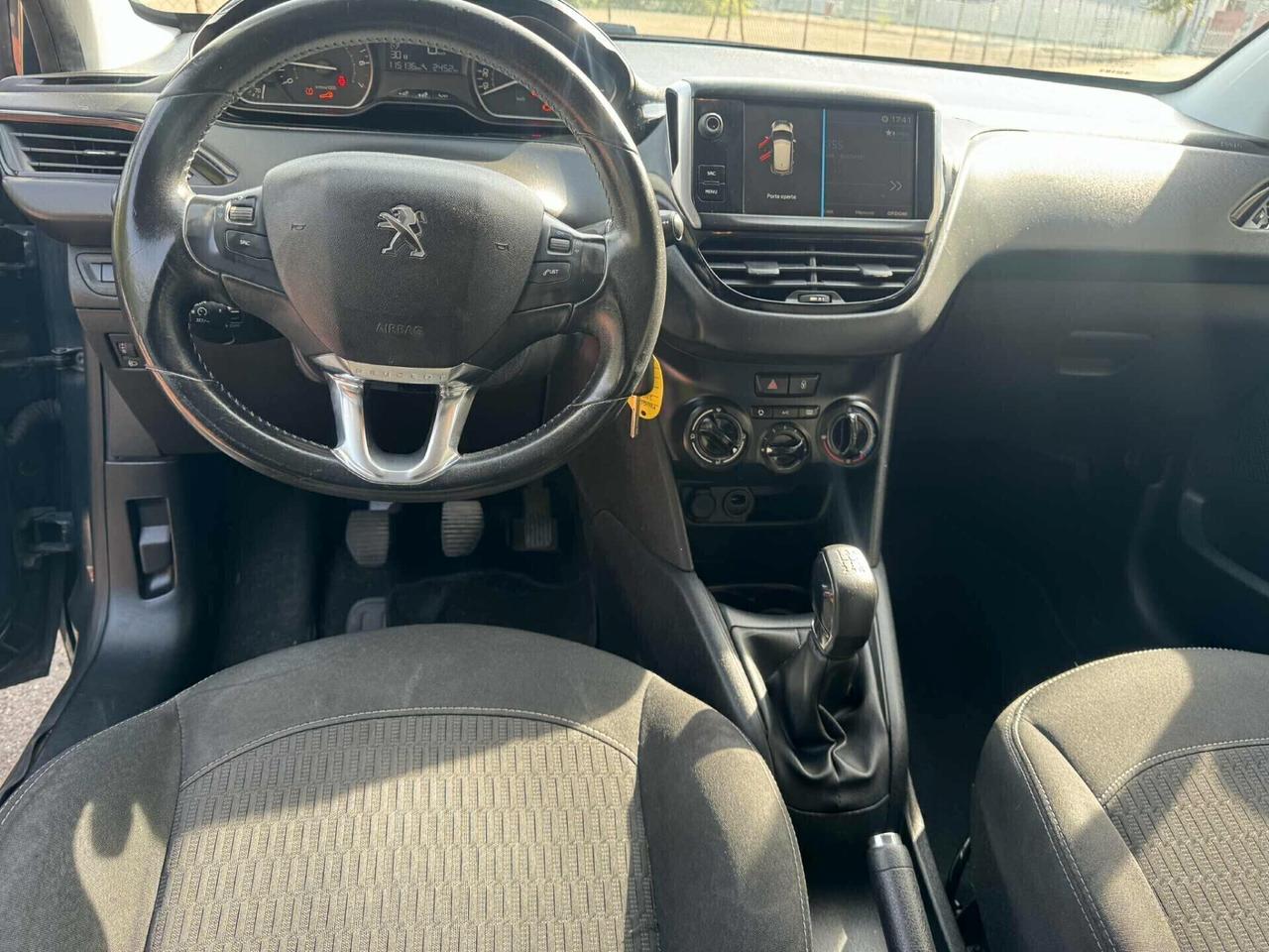 Peugeot 208 Anno 2019 1.2 Benz CARROZZERIA DA VISIONARE