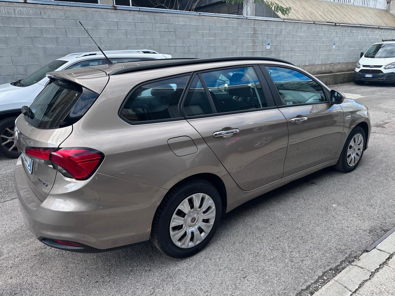 Fiat Tipo 1.6 Mjt S&S 5 porte Lounge