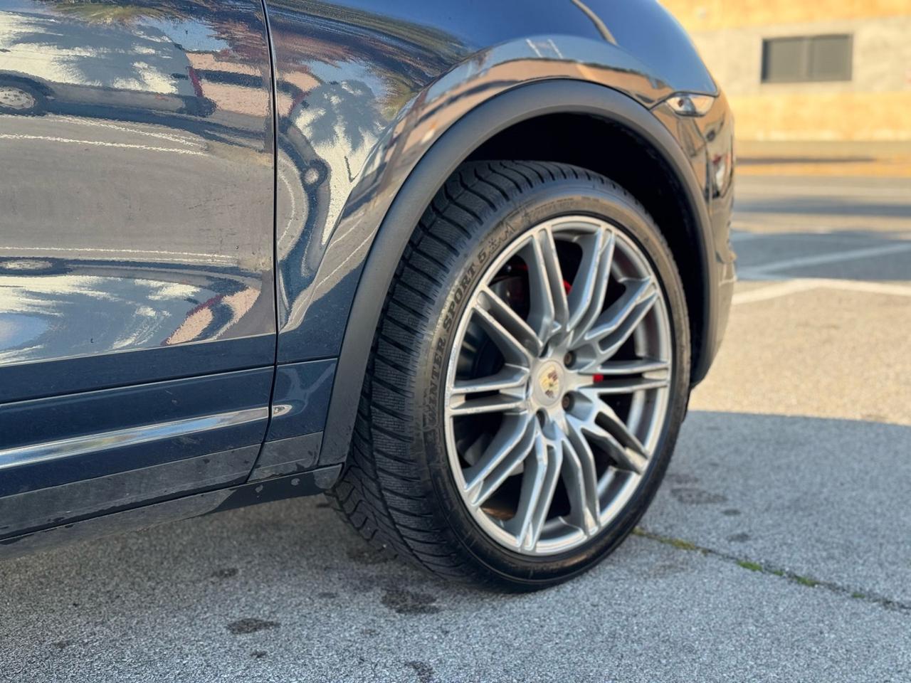 PORSCHE CAYENNE 3.0D FULL OPTIONAL 12 MESI DI GARANZIA