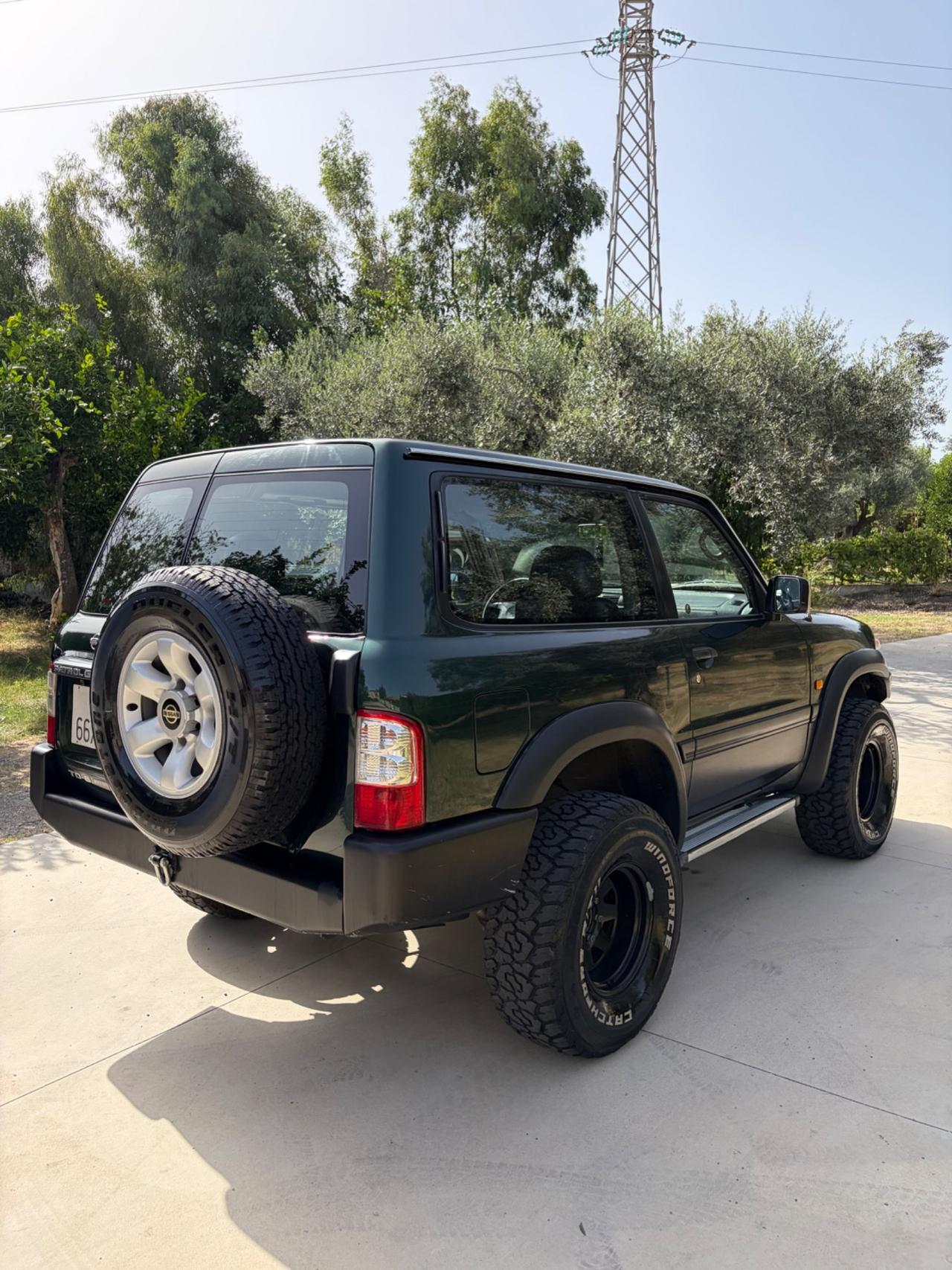 Nissan Patrol GR 3.0 TD DA VETRINA ENTRA E LEGGI