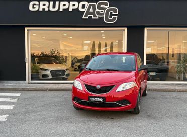 Lancia Ypsilon 5 Porte 1.2 BENZ/GPL Gold 69cv OK NEOPATENTATI
