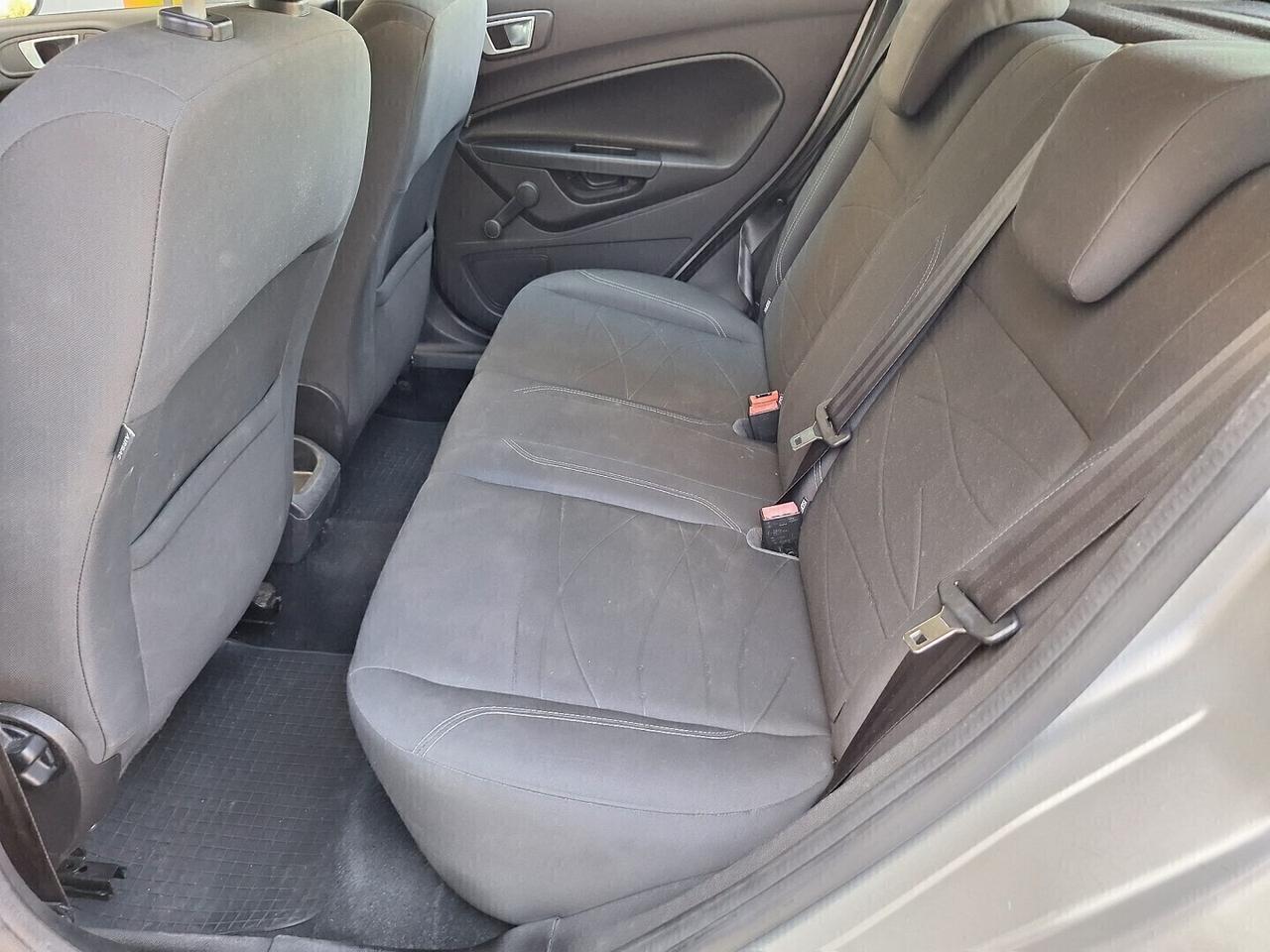 Ford fiesta 1.4 GPL 95cv. PER NEOPATENTATI