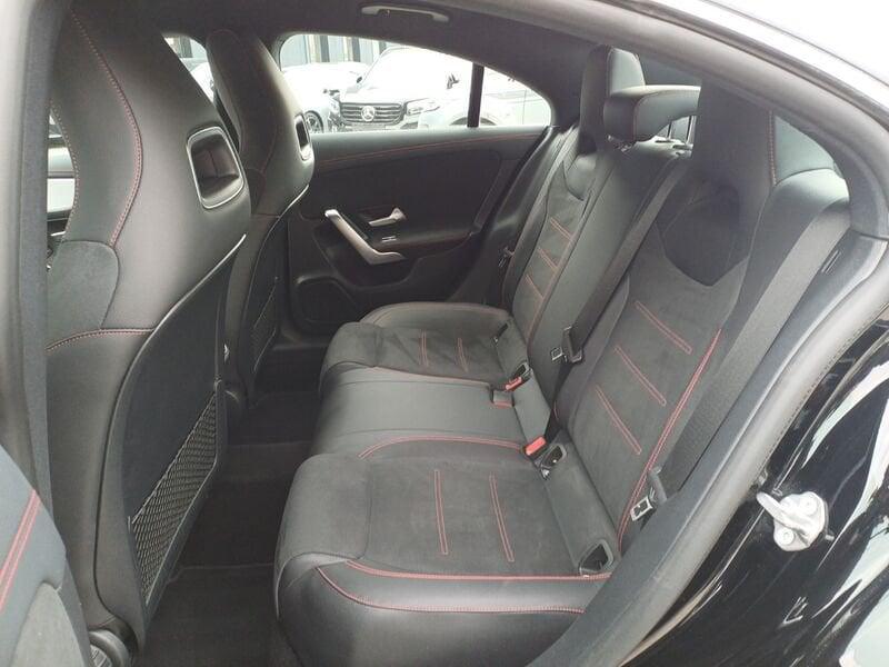 Mercedes-Benz CLA Coupé CLA 180 d Automatic Premium