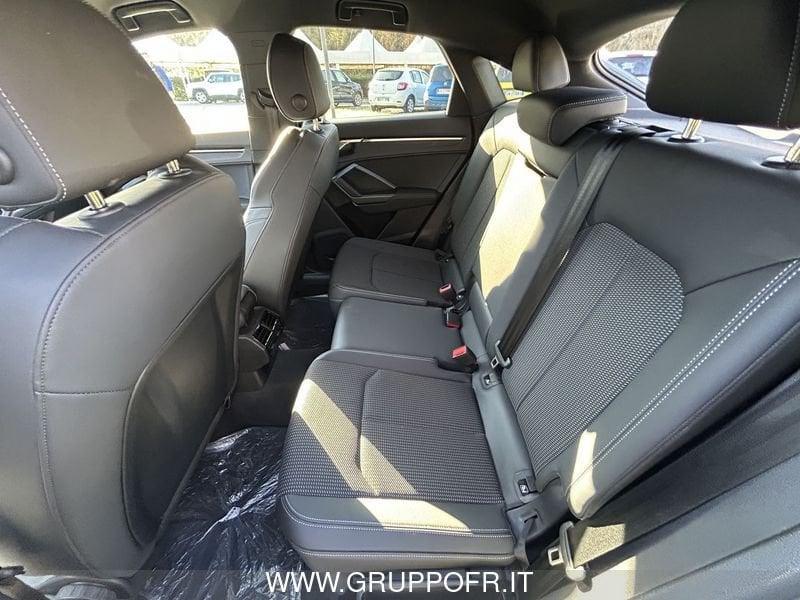 Audi Q3 Sportback 35 2.0 tdi s-tronic