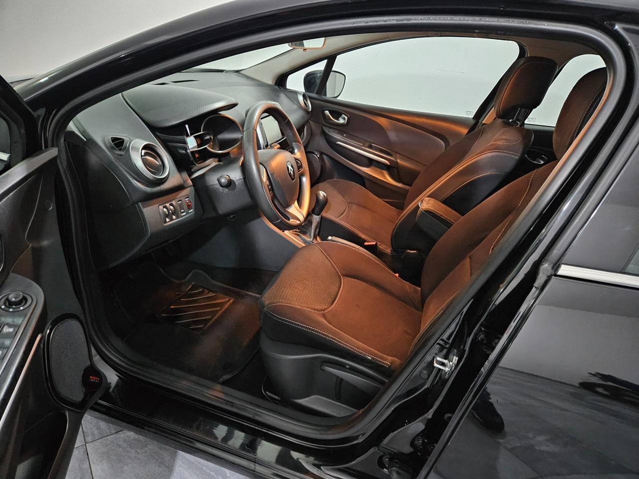 Renault Clio 1.5 dCi 8V 75CV 5 porte Costume National