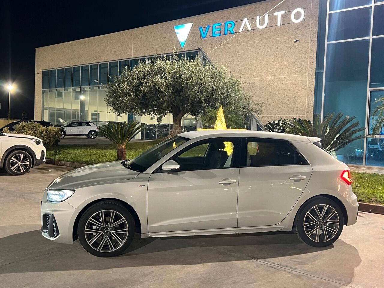 Audi A1 Spb 30 SLine possibilità noleggio no scoring