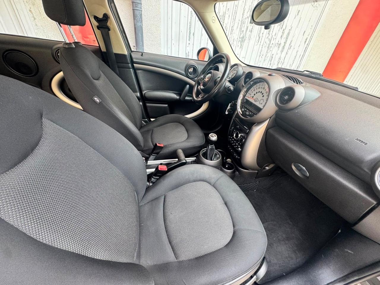 Mini Cooper D Countryman 1.6 NEOPATENTATI
